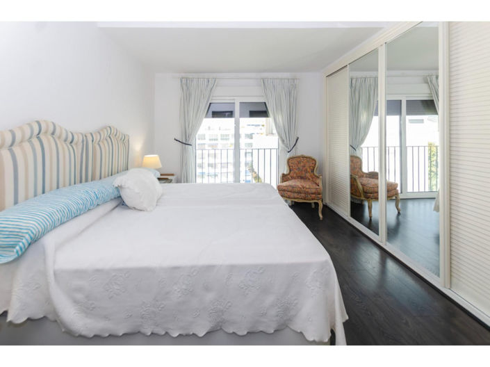 Image No.14-3 Bed Apartment for sale