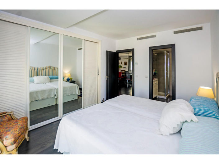Image No.16-3 Bed Apartment for sale