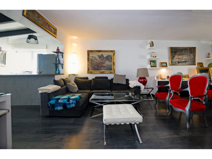 Image No.18-3 Bed Apartment for sale