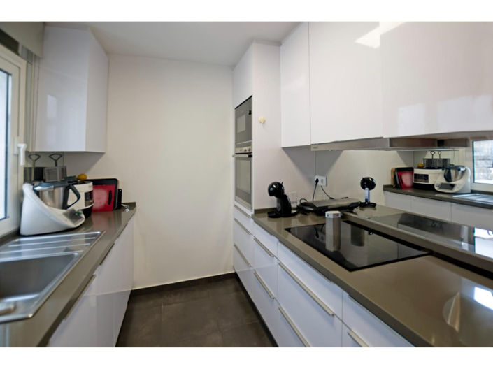 Image No.25-3 Bed Apartment for sale