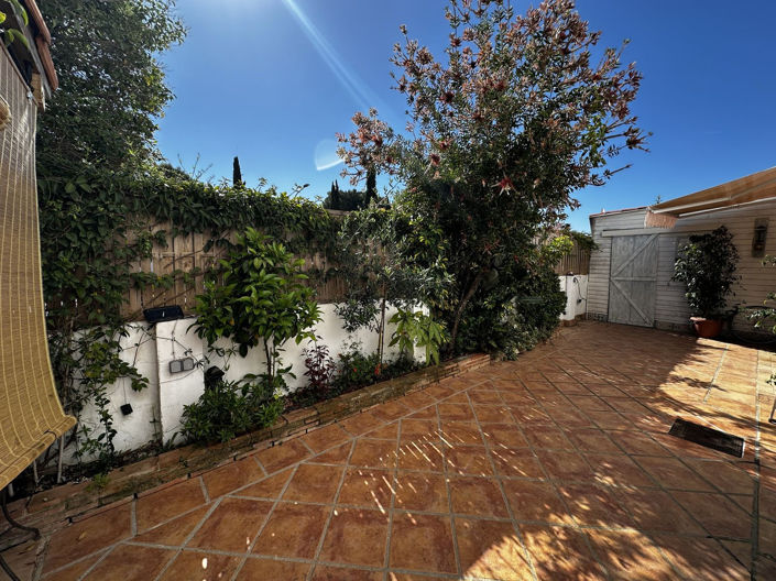 Image No.17-3 Bed House for sale
