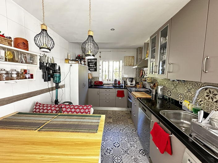 Image No.4-3 Bed House for sale