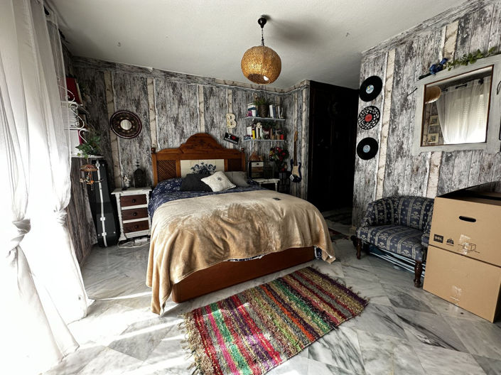 Image No.8-3 Bed House for sale
