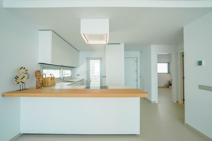 Image No.8-2 Bed Apartment for sale