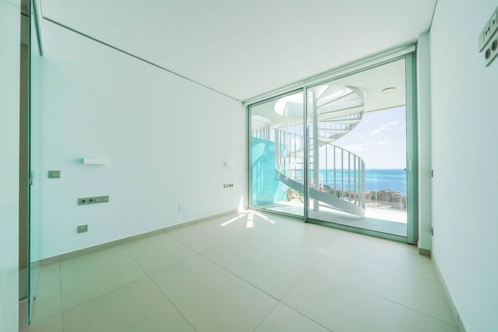 Image No.9-2 Bed Apartment for sale