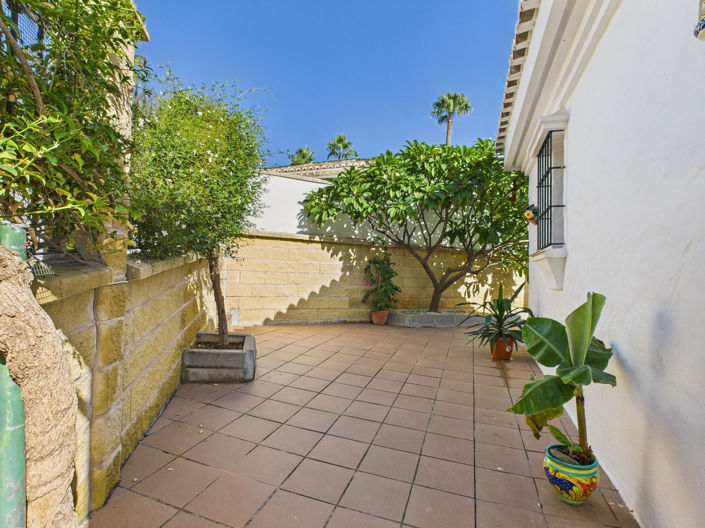 Image No.36-4 Bed House for sale