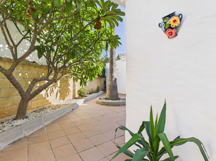 Image No.39-4 Bed House for sale