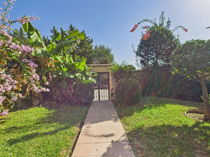 Image No.41-4 Bed House for sale