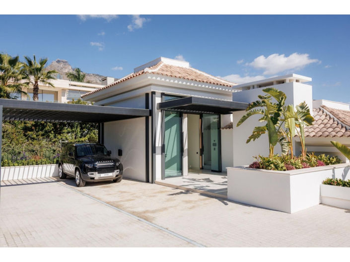 Image No.23-4 Bed House for sale