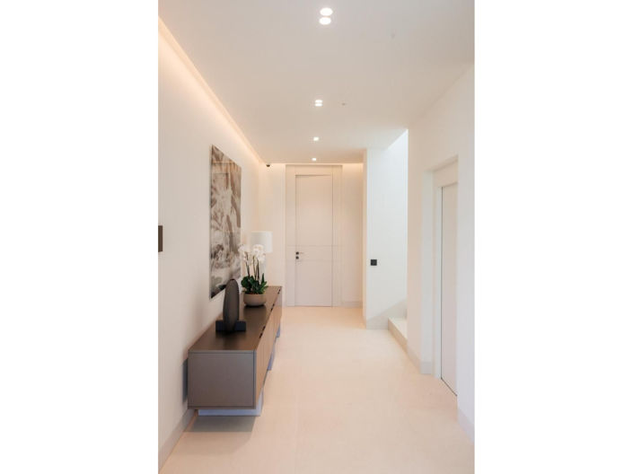 Image No.3-4 Bed House for sale