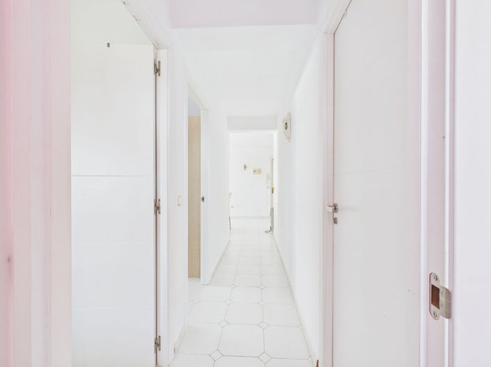 Image No.12-3 Bed Apartment for sale