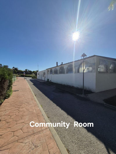 Image No.20-3 Bed Apartment for sale