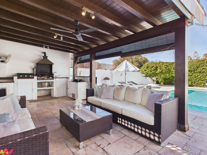 Image No.26-6 Bed House for sale