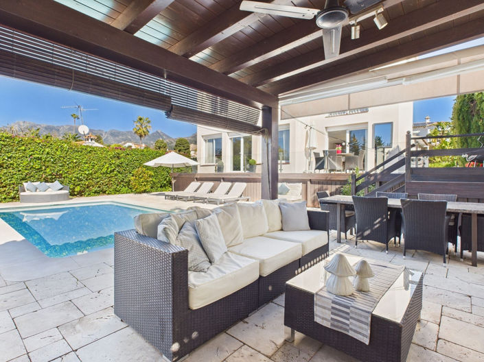 Image No.27-6 Bed House for sale
