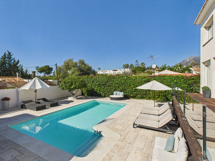 Image No.3-6 Bed House for sale
