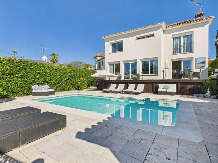 Image No.34-6 Bed House for sale
