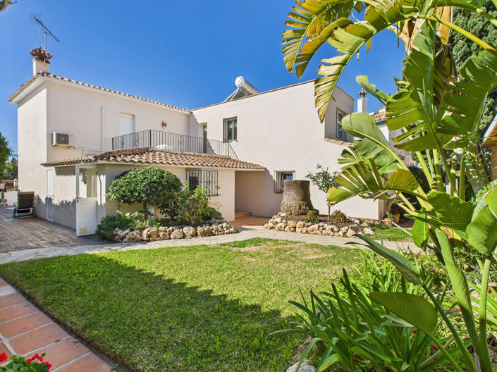 Image No.40-6 Bed House for sale