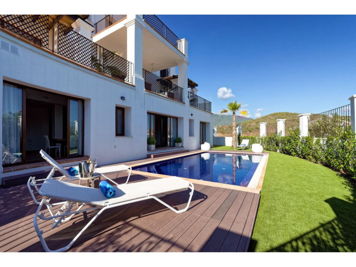 Image No.40-5 Bed House for sale