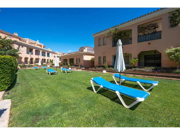 Image No.21-3 Bed Apartment for sale