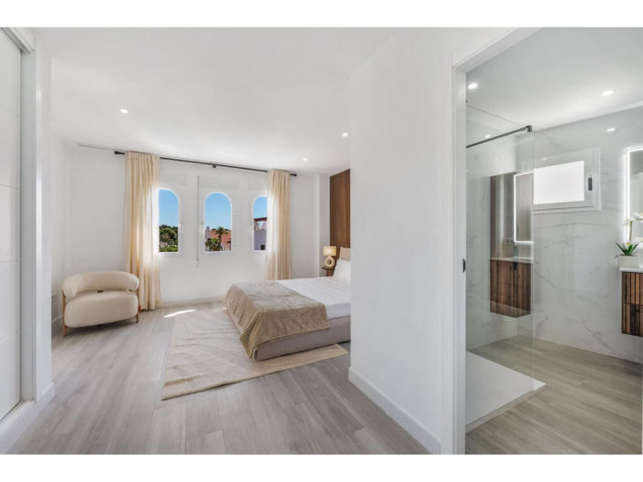 Image No.3-3 Bed Apartment for sale