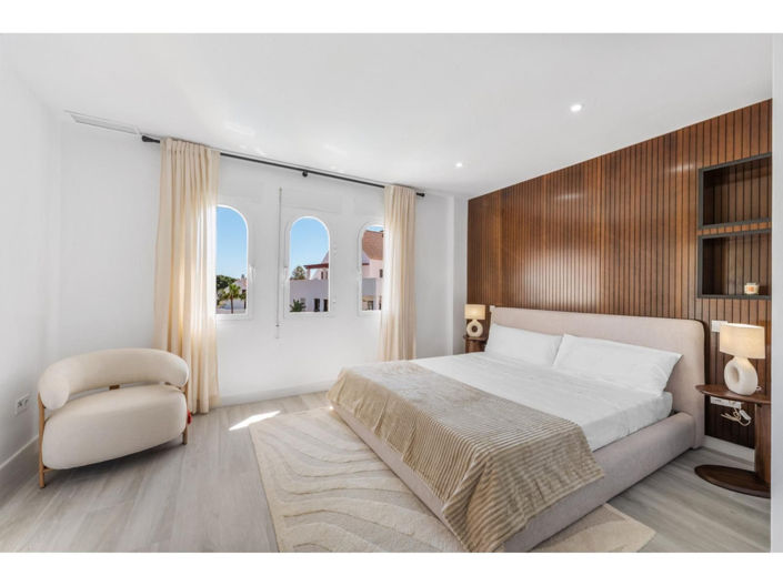 Image No.4-3 Bed Apartment for sale