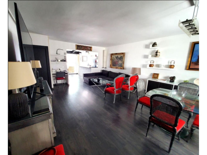 Image No.31-3 Bed Apartment for sale