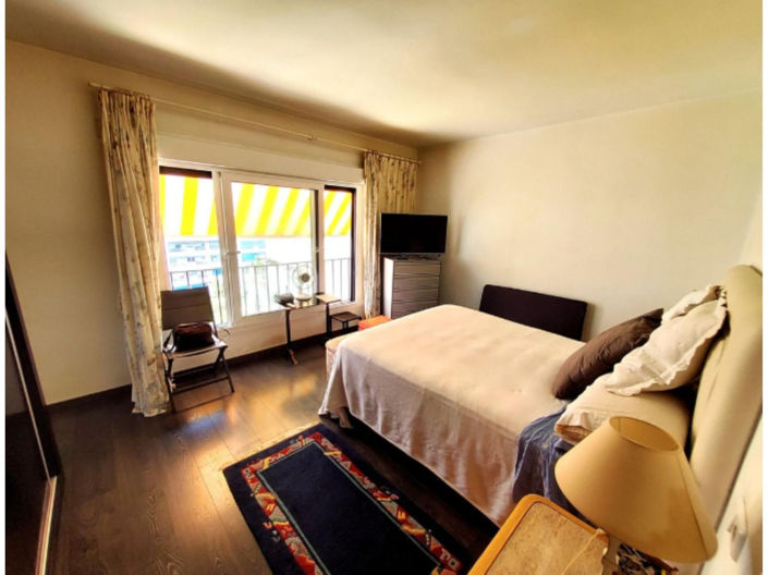 Image No.5-3 Bed Apartment for sale