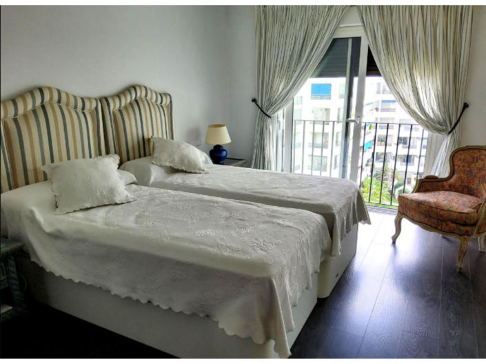 Image No.8-3 Bed Apartment for sale