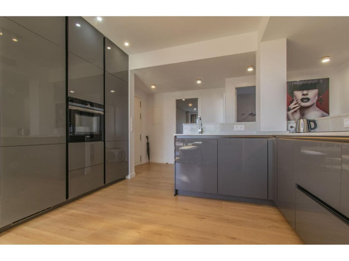 Image No.35-3 Bed Apartment for sale