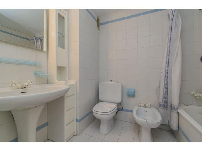 Image No.15-4 Bed Apartment for sale