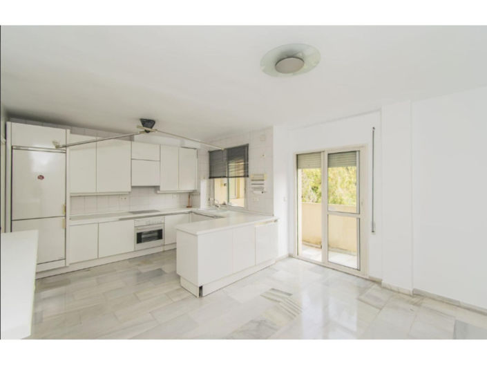 Image No.3-4 Bed Apartment for sale