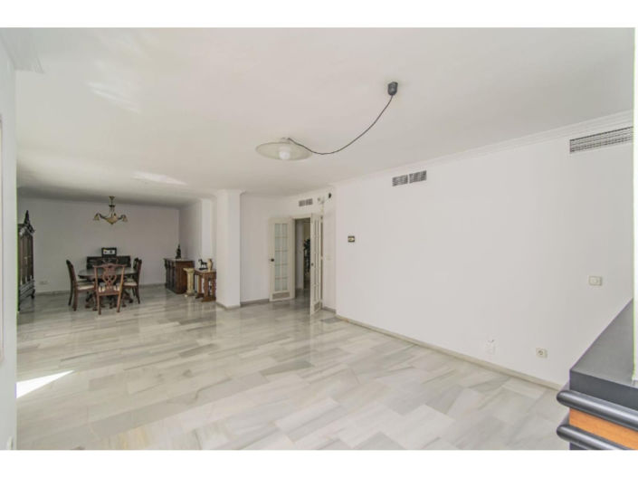 Image No.7-4 Bed Apartment for sale