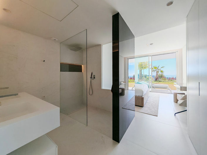 Image No.10-3 Bed Apartment for sale