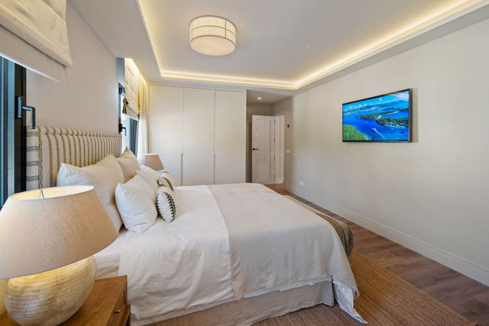 Image No.31-5 Bed House for sale