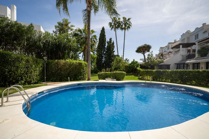 Image No.44-4 Bed House for sale