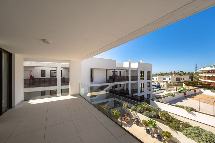 Image No.17-3 Bed Apartment for sale