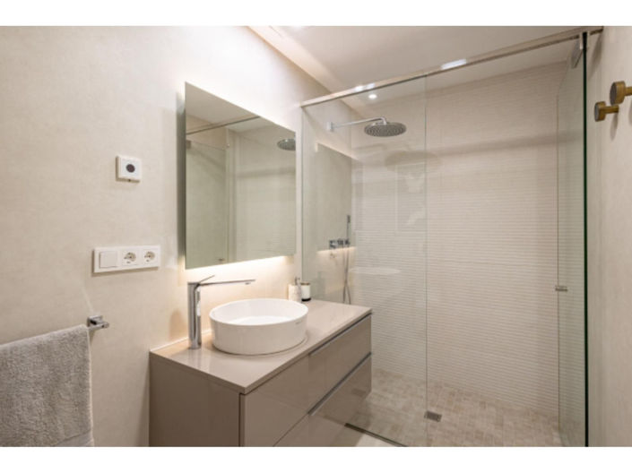 Image No.10-3 Bed Apartment for sale