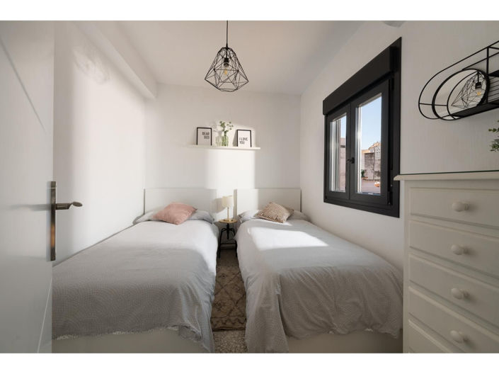 Image No.4-2 Bed Apartment for sale
