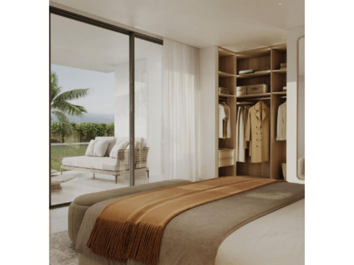 Image No.9-4 Bed House for sale