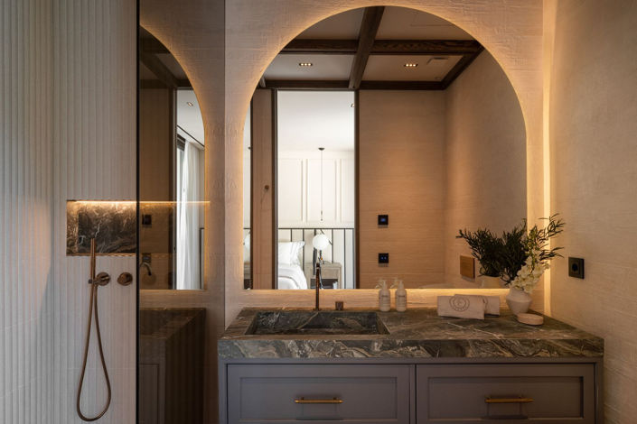 Image No.7-6 Bed House for sale