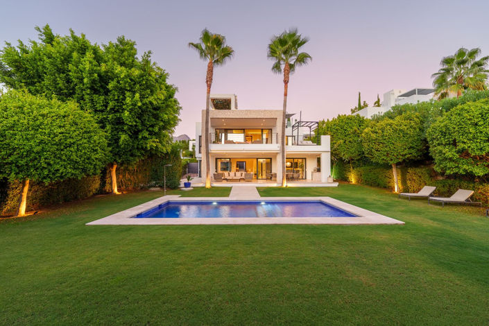 Image No.44-6 Bed House for sale
