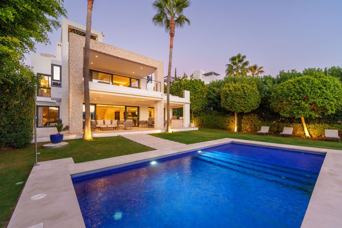 Image No.45-6 Bed House for sale