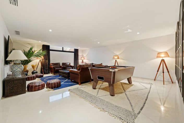 Image No.32-6 Bed House for sale