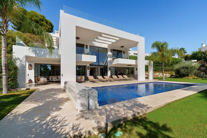 Image No.39-6 Bed House for sale