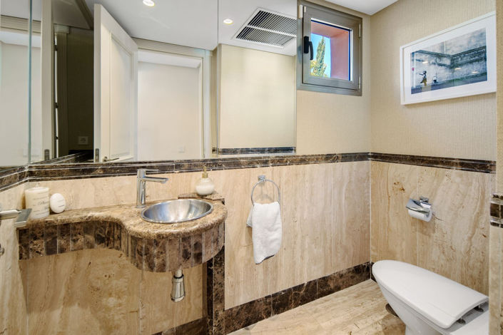 Image No.25-3 Bed Apartment for sale