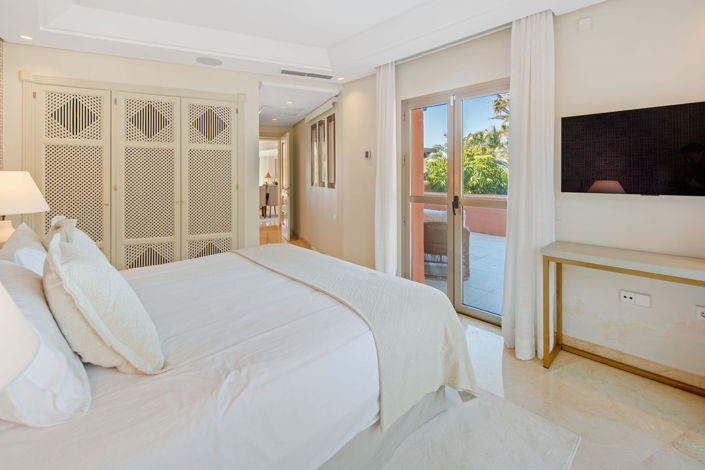 Image No.26-3 Bed Apartment for sale