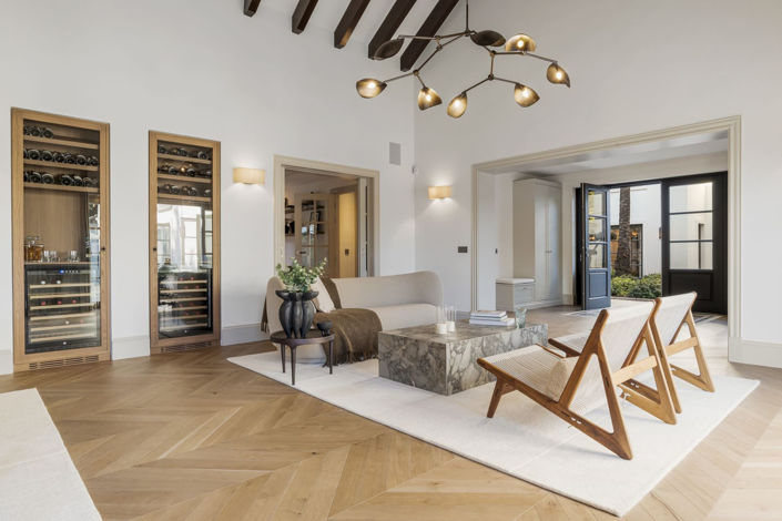Image No.3-5 Bed House for sale