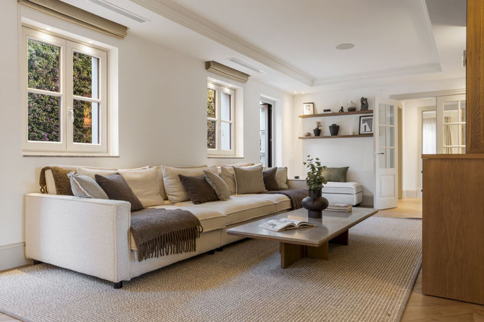 Image No.5-5 Bed House for sale