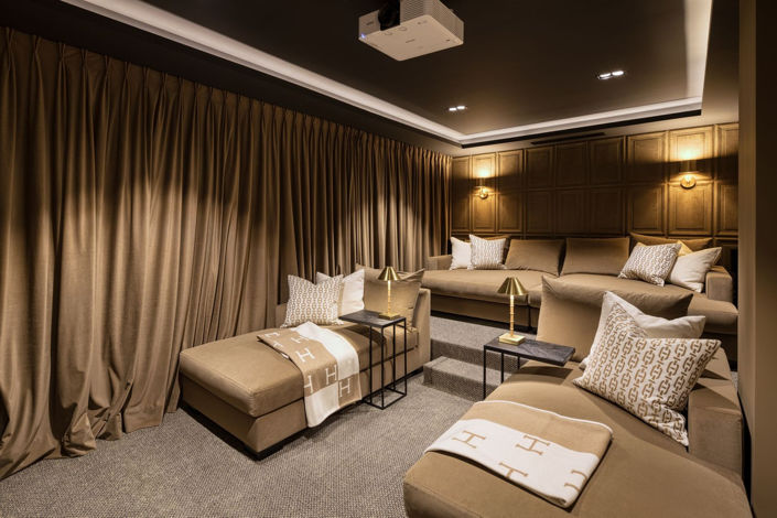 Image No.21-7 Bed House for sale