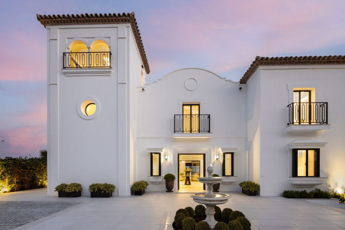 Image No.18-5 Bed House for sale
